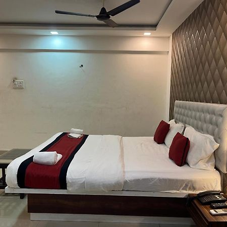 Arsh Executive Inn Dive Zewnętrze zdjęcie