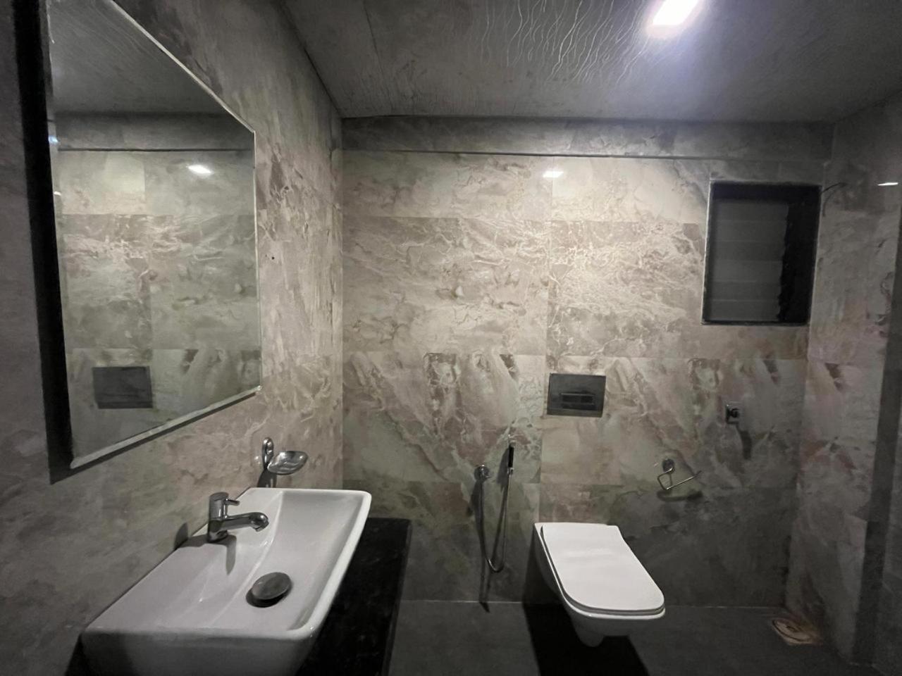 Arsh Executive Inn Dive Zewnętrze zdjęcie