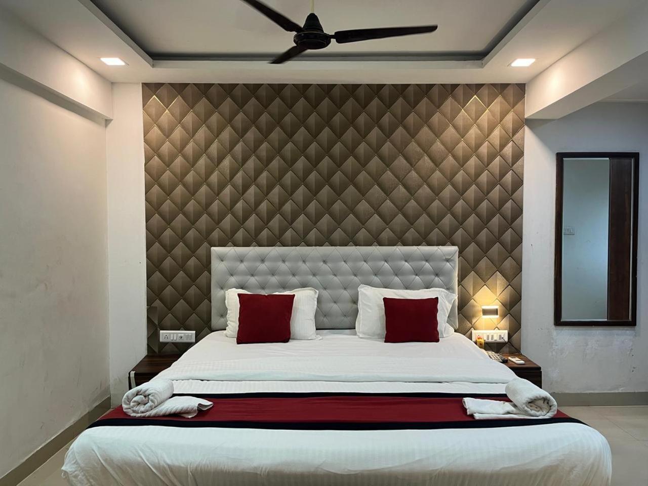 Arsh Executive Inn Dive Zewnętrze zdjęcie