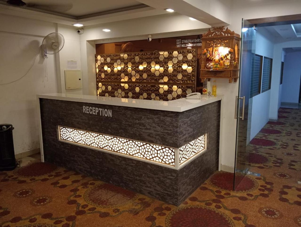 Arsh Executive Inn Dive Zewnętrze zdjęcie